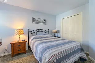 8709 NE 17th St, Vancouver, WA 98664 - Photo 21