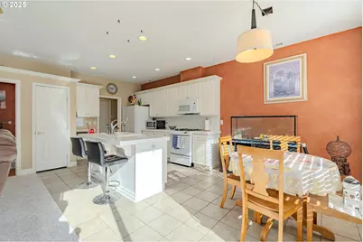 8709 NE 17th St, Vancouver, WA 98664 - Photo 17