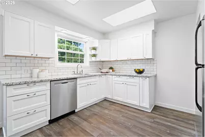 6820 N Delaware Ave, Portland, OR 97217 - Photo 13