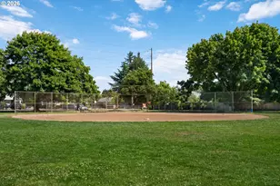 6820 N Delaware Ave, Portland, OR 97217 - Photo 47