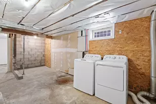 6820 N Delaware Ave, Portland, OR 97217 - Photo 33