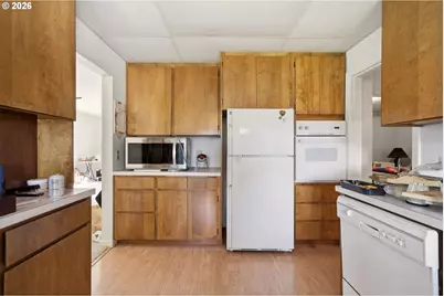 9017 NW 21st Ave, Vancouver, WA 98665 - Photo 17