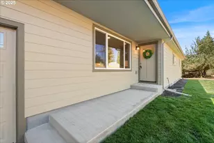 32900 SE Colorado Rd, Sandy, OR 97055 - Photo 3