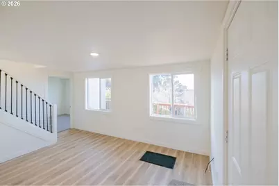4641 SW Coast Ave, Lincoln City, OR 97367 - Photo 9