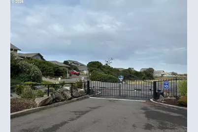 Shoreline Dr #116-120, Florence, OR 97439 - Photo 7