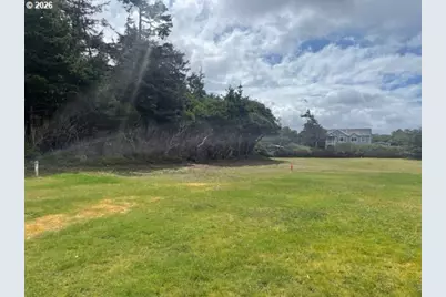 Shoreline Dr #116-120, Florence, OR 97439 - Photo 3