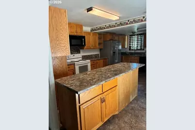 3041 SW Jay Ave, Pendleton, OR 97801 - Photo 5