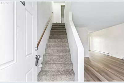 15 NE 127th Ave, Portland, OR 97230 - Photo 5