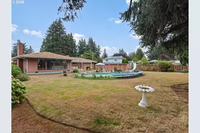 14556 SE Bush St, Portland, OR 97236 - Photo 33