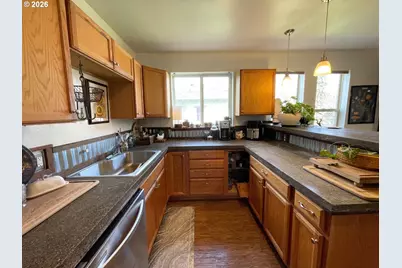 302 S Alder St, Wallowa, OR 97885 - Photo 19