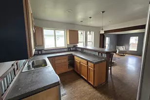 302 S Alder St, Wallowa, OR 97885 - Photo 21