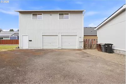 1283 NE 17th Ave, Hillsboro, OR 97124 - Photo 3