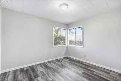 635 SE Walnut St, Hillsboro, OR 97123 - Photo 35