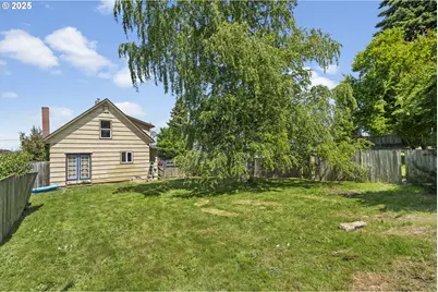 410 E D St, Rainier, OR 97048 - Photo 29