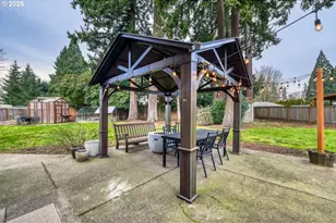 1555 S Evergreen St, Canby, OR 97013 - Photo 25