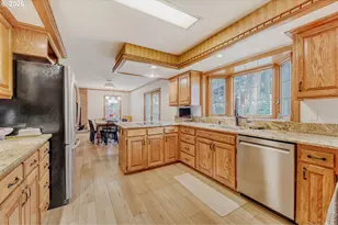 1555 S Evergreen St, Canby, OR 97013 - Photo 11