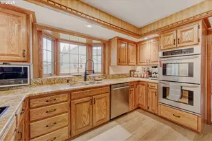 1555 S Evergreen St, Canby, OR 97013 - Photo 13