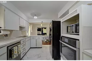 2404 46th Ave, Longview, WA 98632 - Photo 17