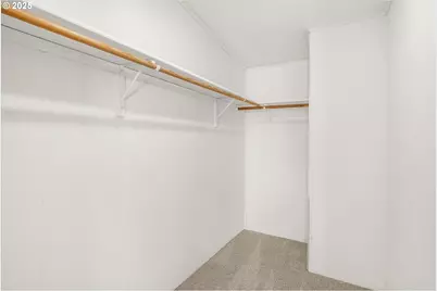 809 SW Crestview Way, Troutdale, OR 97060 - Photo 21