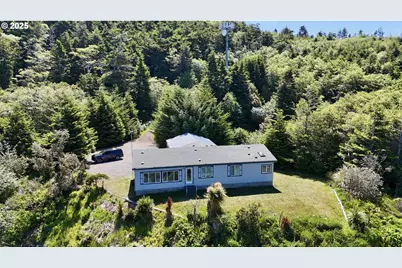 94760 Adams Rd, Gold Beach, OR 97444 - Photo 3