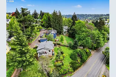700 Oak St, Silverton, OR 97381 - Photo 3