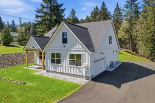 117 Red Hawk Dr, Castle Rock, WA 98611 - Photo 1