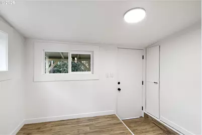 295 E C Ave, Drain, OR 97435 - Photo 33