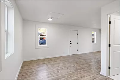 295 E C Ave, Drain, OR 97435 - Photo 19