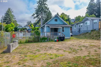 1138 Oregon Ave, Coos Bay, OR 97420 - Photo 29