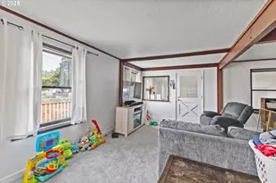 1138 Oregon Ave, Coos Bay, OR 97420 - Photo 9