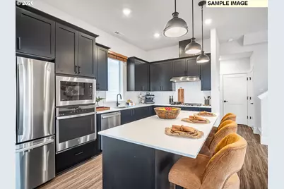 16894 SW Cairn Ln, King City, OR 97140 - Photo 3