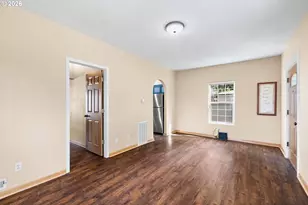 9929 SE Brandeis St, Clackamas, OR 97015 - Photo 11