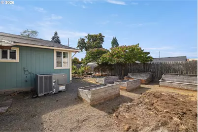 9929 SE Brandeis St, Clackamas, OR 97015 - Photo 35