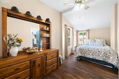 9929 SE Brandeis St, Clackamas, OR 97015 - Photo 17
