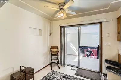 14031 SE Rhone St, Portland, OR 97236 - Photo 9