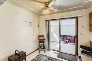 14031 SE Rhone St, Portland, OR 97236 - Photo 9