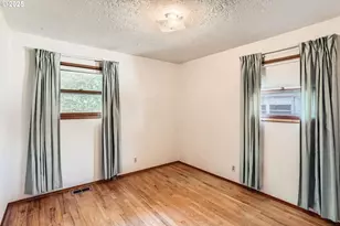 14031 SE Rhone St, Portland, OR 97236 - Photo 17