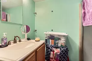 14031 SE Rhone St, Portland, OR 97236 - Photo 19