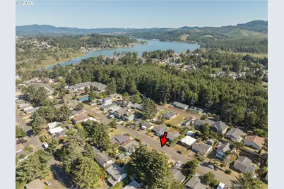 691 SE Jetty Ave, Lincoln City, OR 97367 - Photo 43