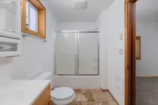 691 SE Jetty Ave, Lincoln City, OR 97367 - Photo 25