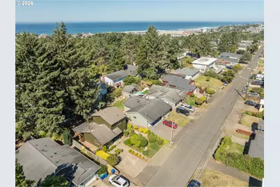 691 SE Jetty Ave, Lincoln City, OR 97367 - Photo 41