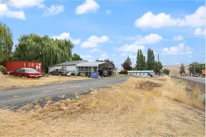 1206 N US Highway 197, Maupin, OR 97037 - Photo 29