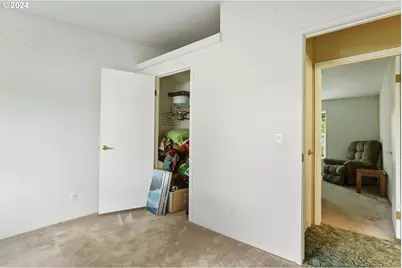 1206 N US Highway 197, Maupin, OR 97037 - Photo 13