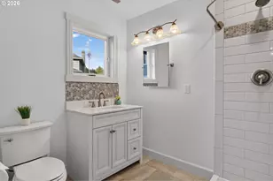 12574 SW Autumnview St, Portland, OR 97224 - Photo 29