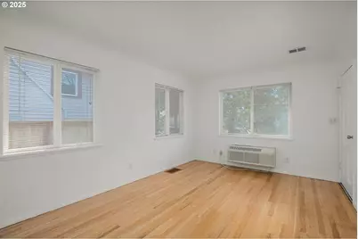 5325/5327 NE Davis St, Portland, OR 97213 - Photo 15