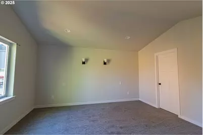 2294 SW Wallula Ln, Gresham, OR 97080 - Photo 17