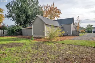 477 W Sherman St, Lebanon, OR 97355 - Photo 35