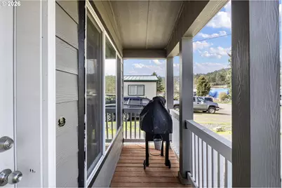 644 Main St, Yoncalla, OR 97499 - Photo 17