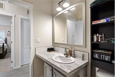 644 Main St, Yoncalla, OR 97499 - Photo 33