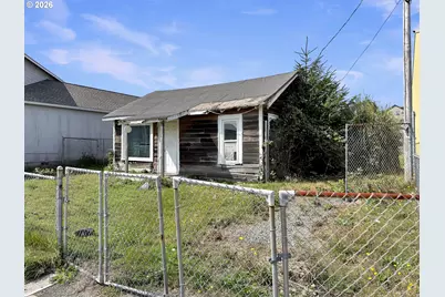 636 Hemlock St, Brookings, OR 97415 - Photo 3